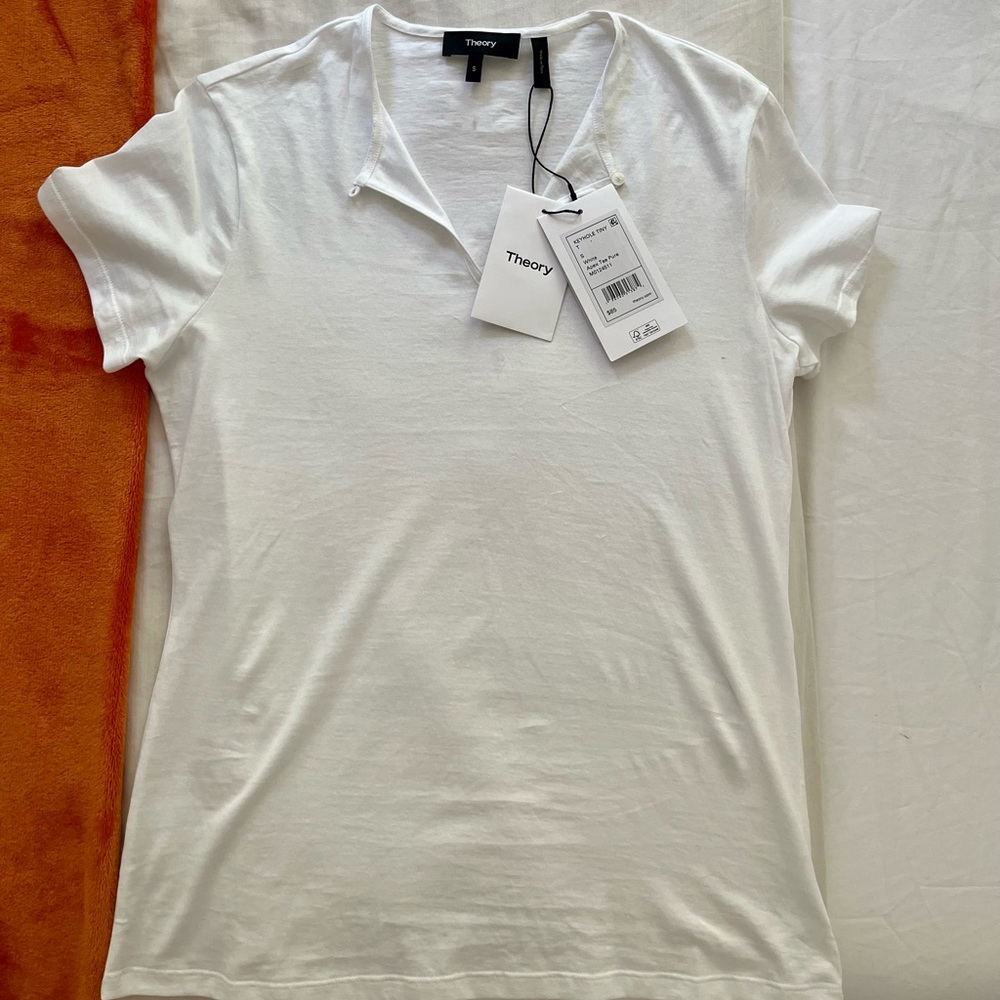 Theory Keyhole T-shirt in white